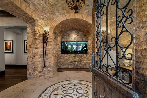 Laguna Hills, CA 92653,25492 Spotted Pony LN