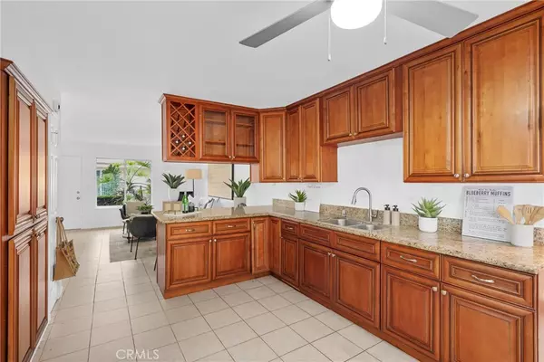 2500 S Salta ST #43, Santa Ana, CA 92704