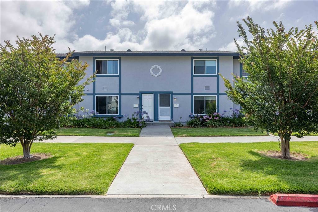 16509 Caballero LN #30B, Huntington Beach, CA 92649
