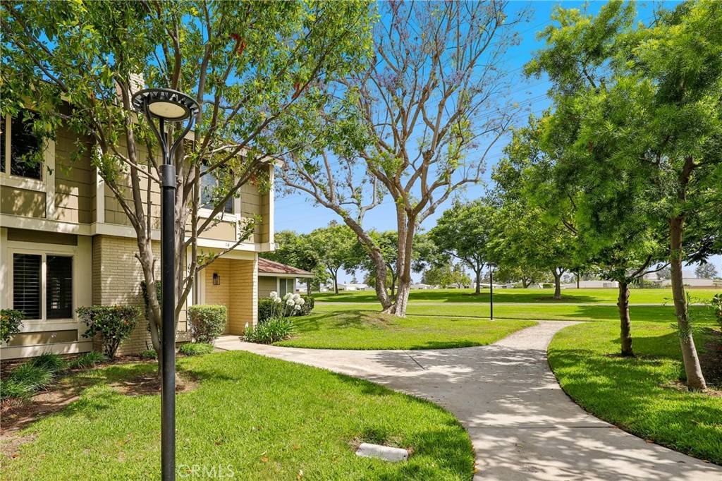 14 Black Oak, Irvine, CA 92604