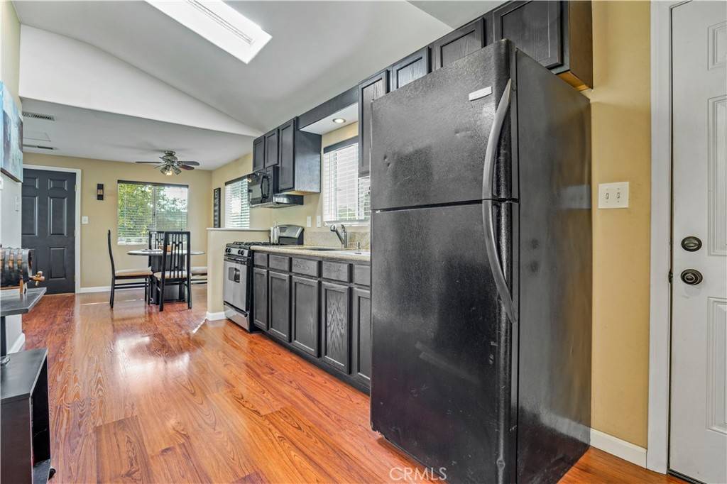 Placentia, CA 92870,936 Gonzales ST