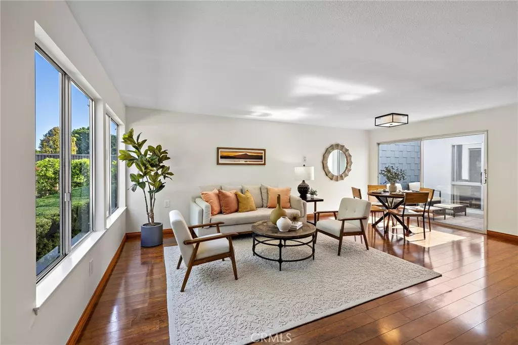 Laguna Woods, CA 92637,2133 Via Puerta #A