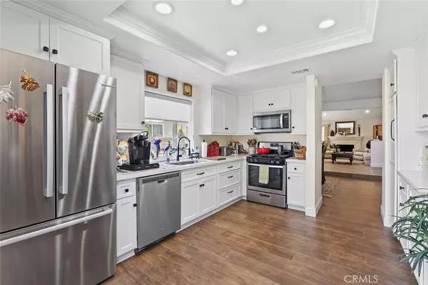 Irvine, CA 92604,10 Glenhurst #37