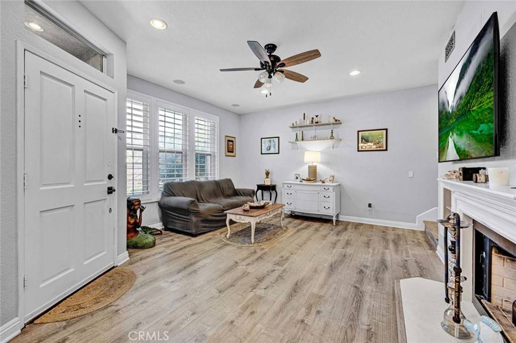 Aliso Viejo, CA 92656,139 Night Heron LN