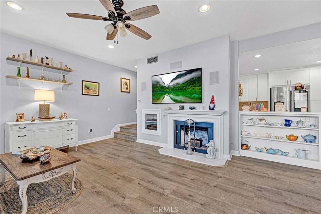 Aliso Viejo, CA 92656,139 Night Heron LN