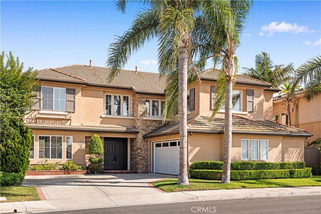 Irvine, CA 92606,12 Vienne