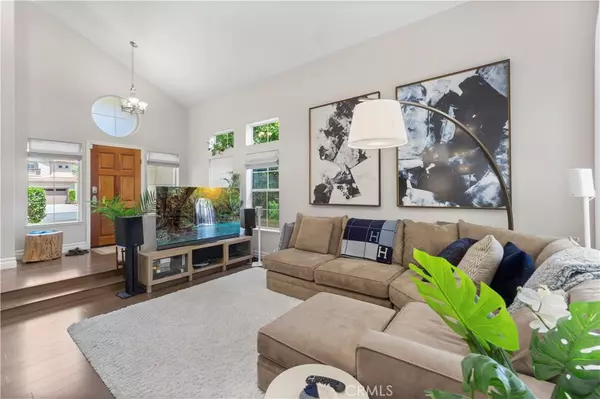 Tustin, CA 92782,10600 Costello DR