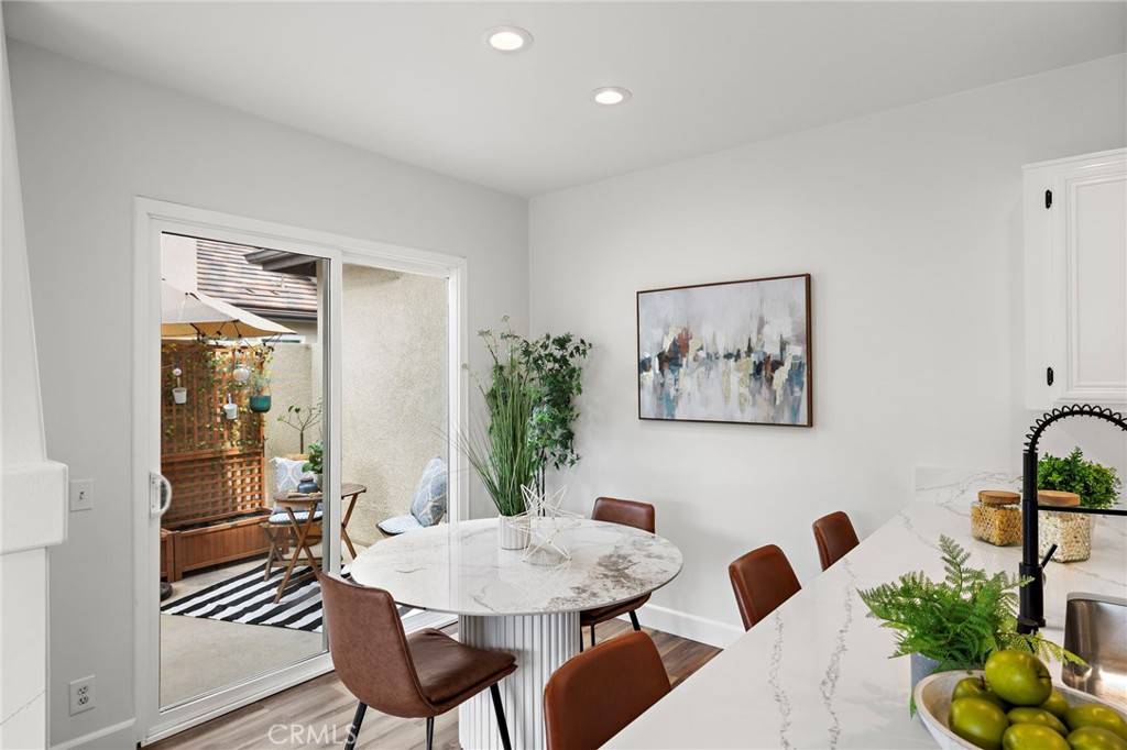 Trabuco Canyon, CA 92679,17 Mesquite