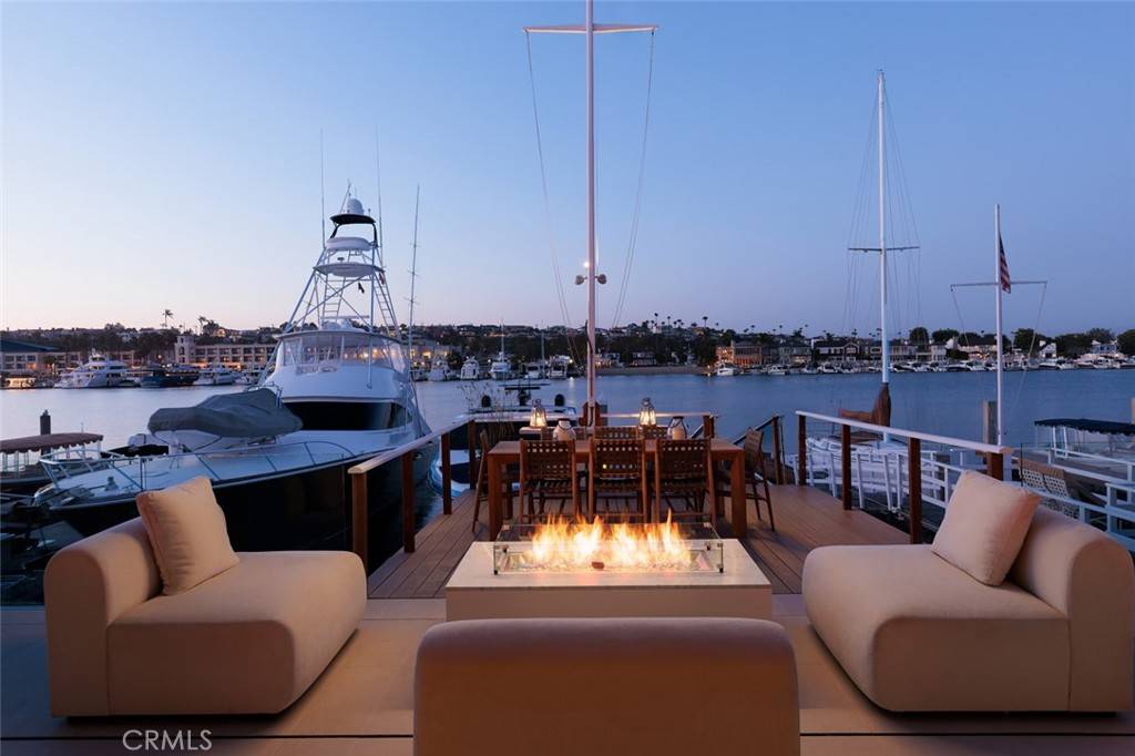 Newport Beach, CA 92663,642 Via Lido Nord
