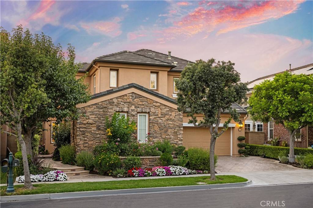 Irvine, CA 92602,9 Atascadero