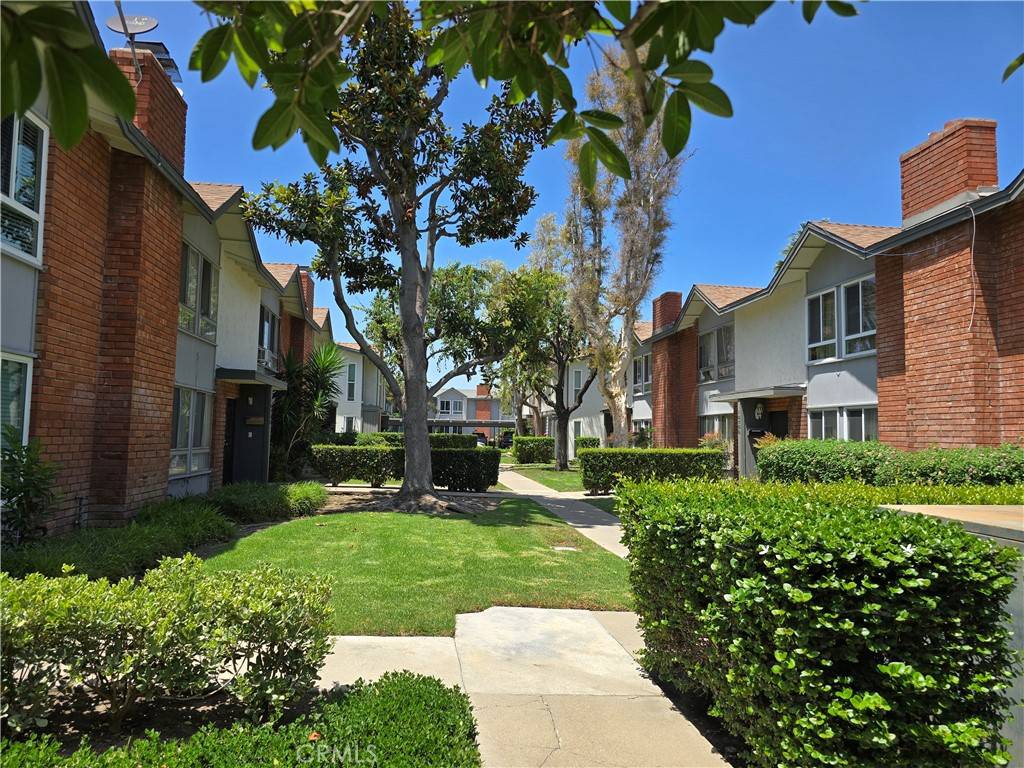 Tustin, CA 92780,16578 Montego WAY