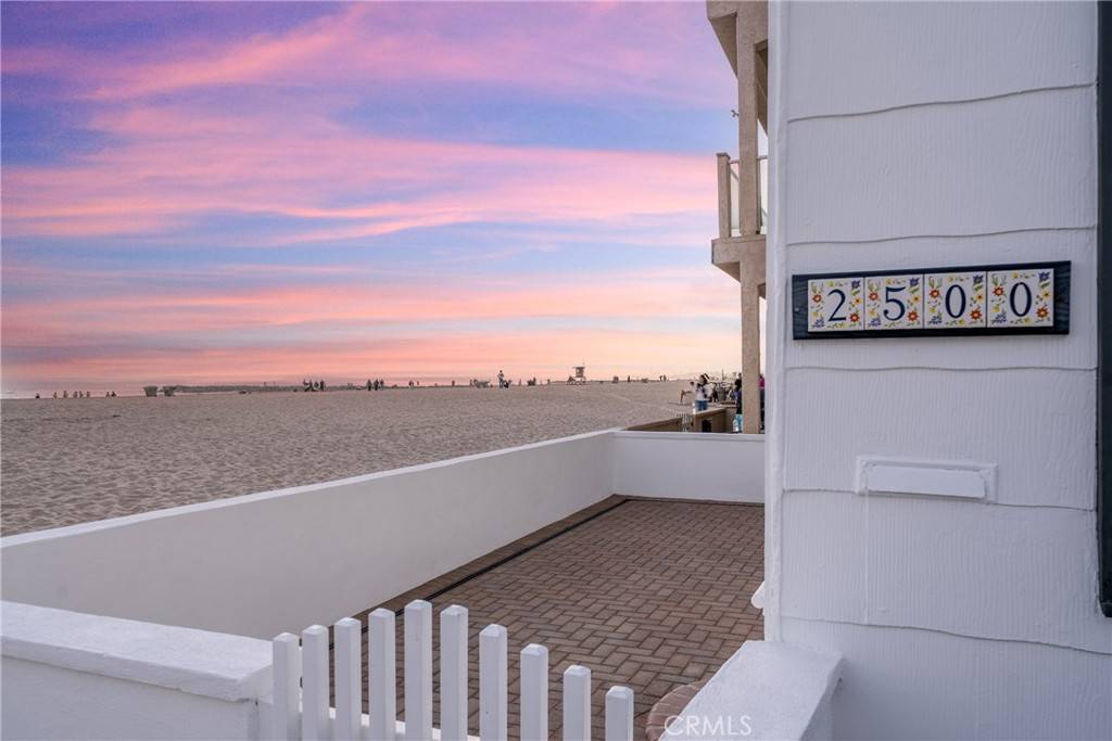 Newport Beach, CA 92663,2500 W Oceanfront