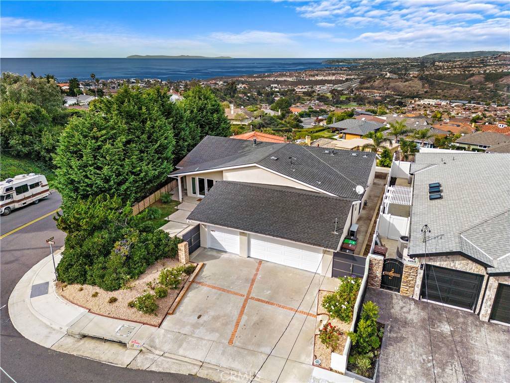 San Clemente, CA 92672,701 Avenida Presidio