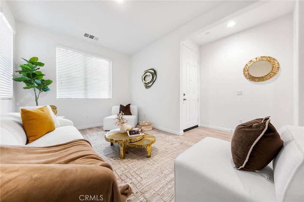 Chino, CA 91708,16471 Globetrotter ST
