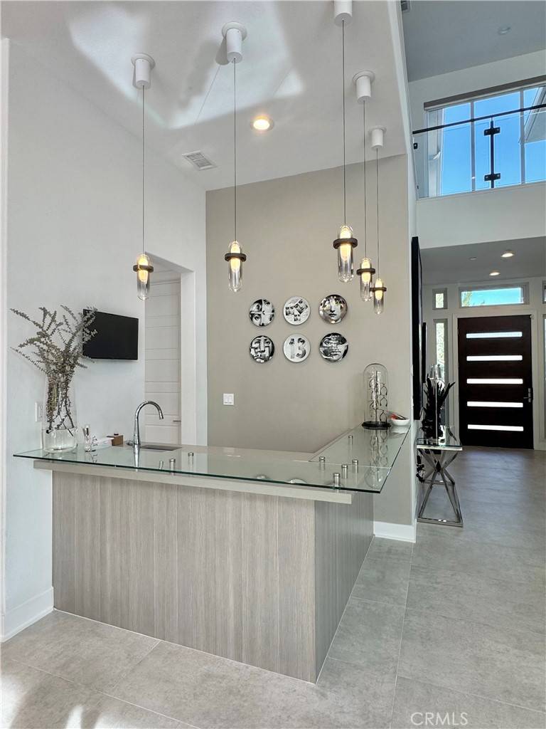 Porter Ranch, CA 91326,20401 W Aberdeen LN