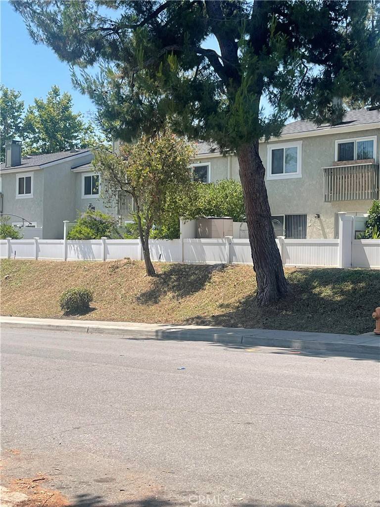 Laguna Hills, CA 92653,24972 Silverleaf LN #58