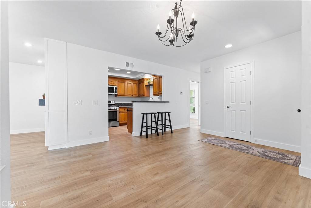Irvine, CA 92618,130 Tangerine