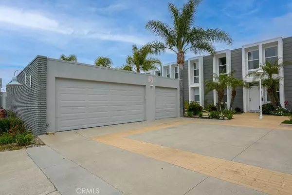 Huntington Beach, CA 92649,4073 Aladdin DR