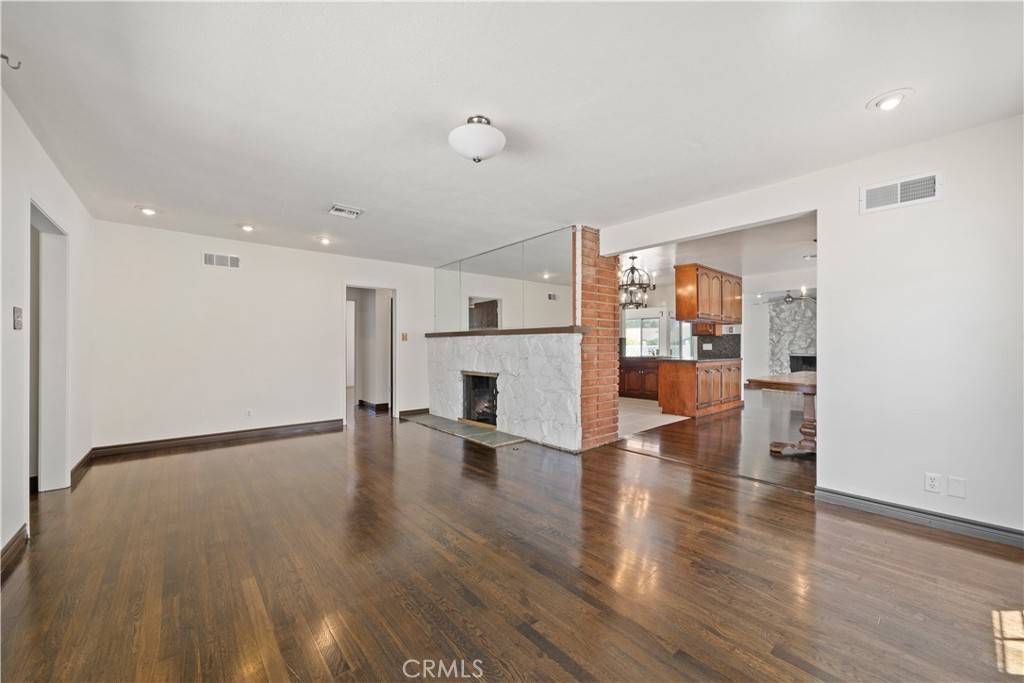 301 Dochan CIR, Montebello, CA 90640