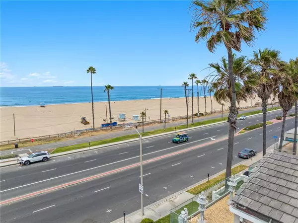 Huntington Beach, CA 92648,1102 Pacific Coast Hwy #Lot #4