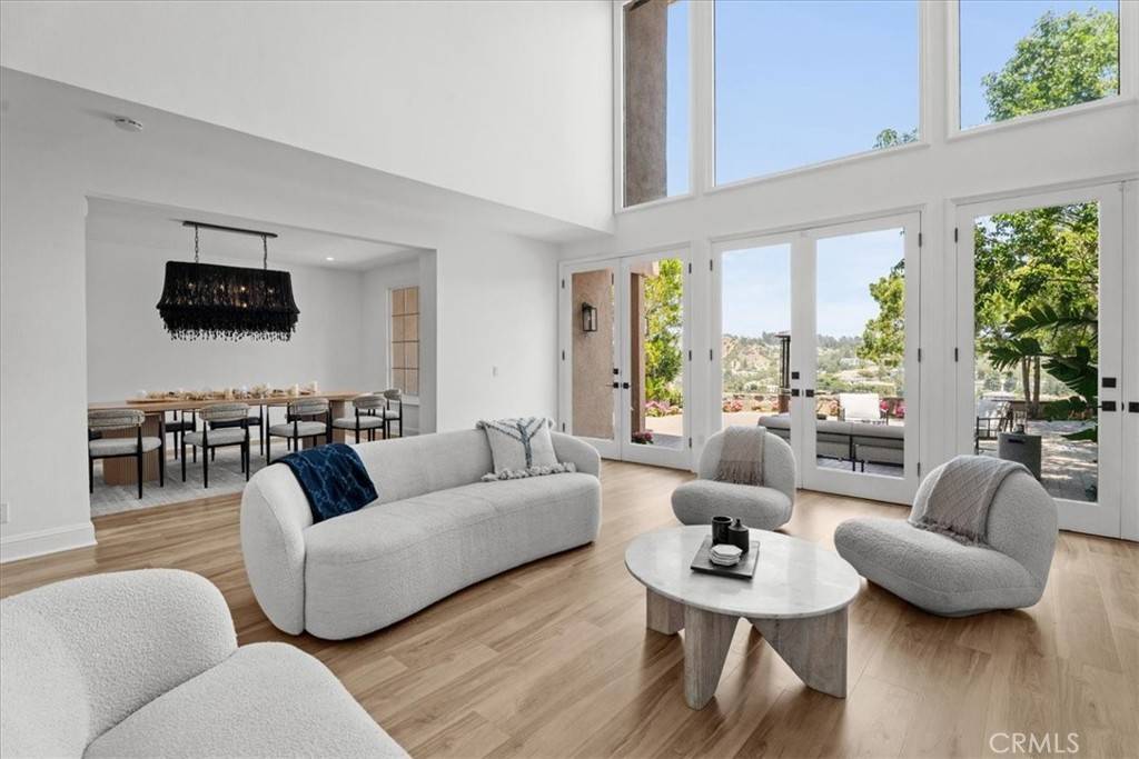 12303 Ridge CIR, Los Angeles, CA 90049