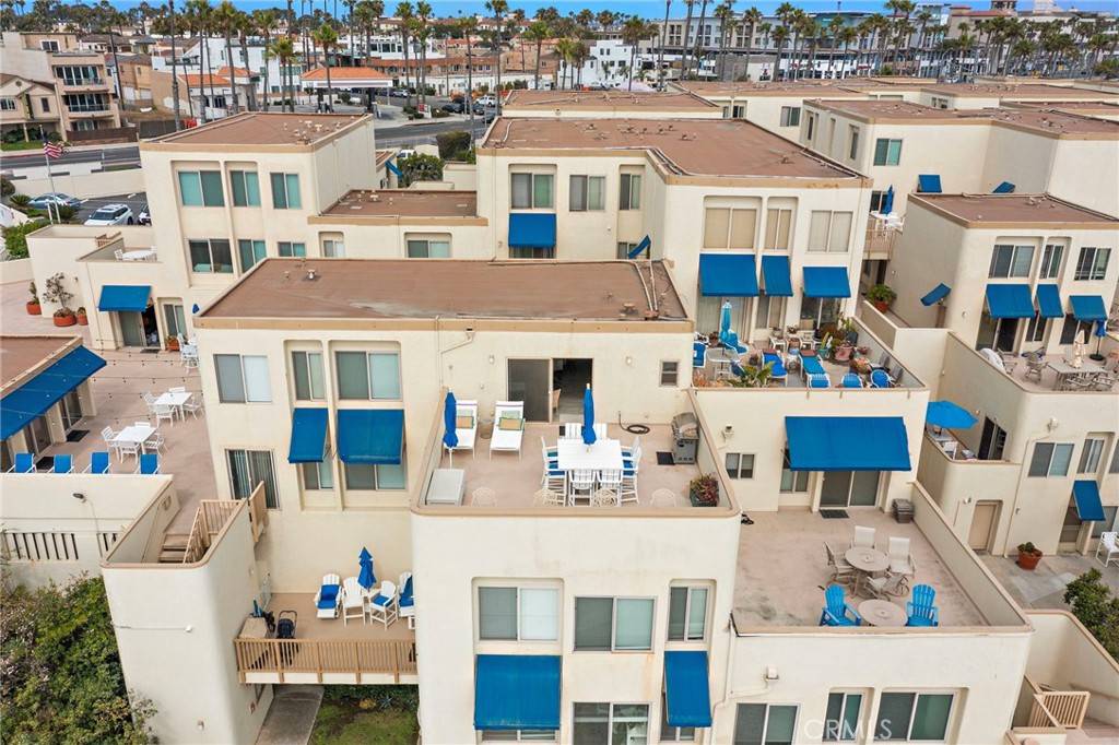 Huntington Beach, CA 92648,711 Pacific Coast #308
