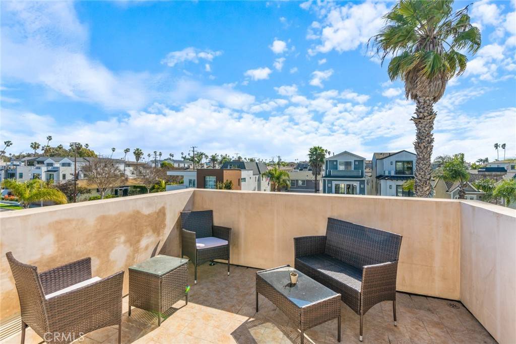 Huntington Beach, CA 92648,519 13TH ST