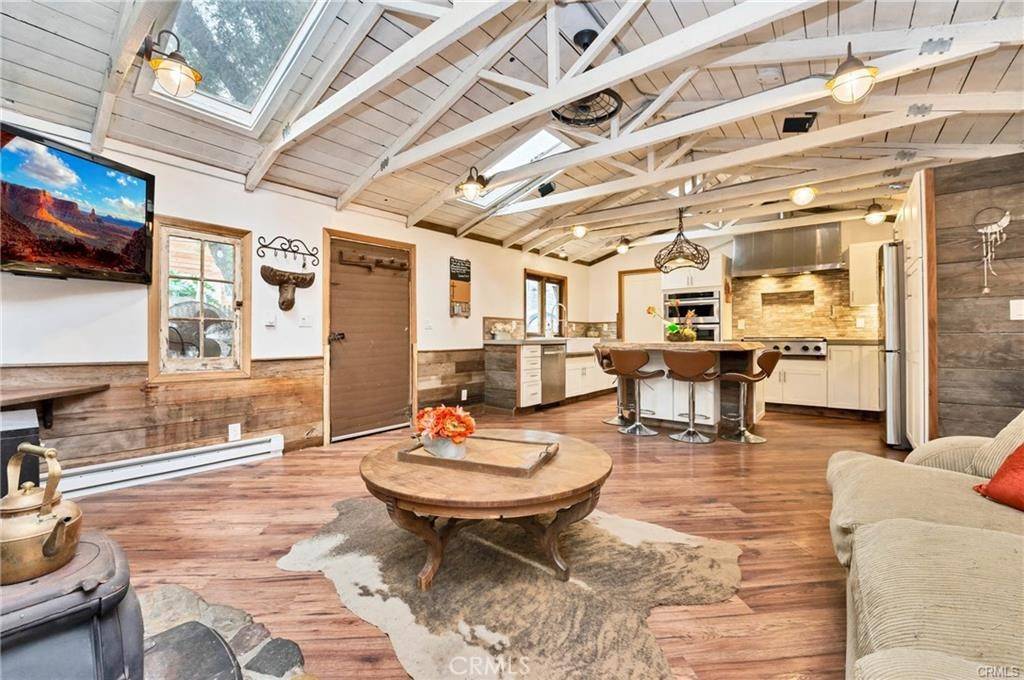 Trabuco Canyon, CA 92679,20571 Sycamore DR