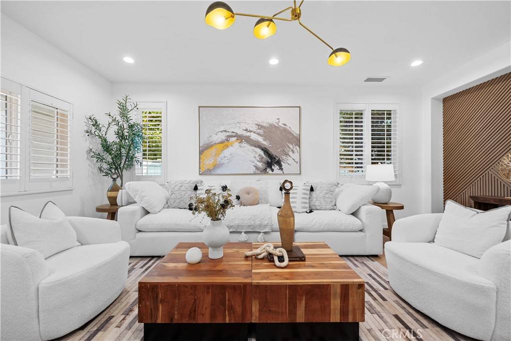 Irvine, CA 92602,33 Winterfield RD
