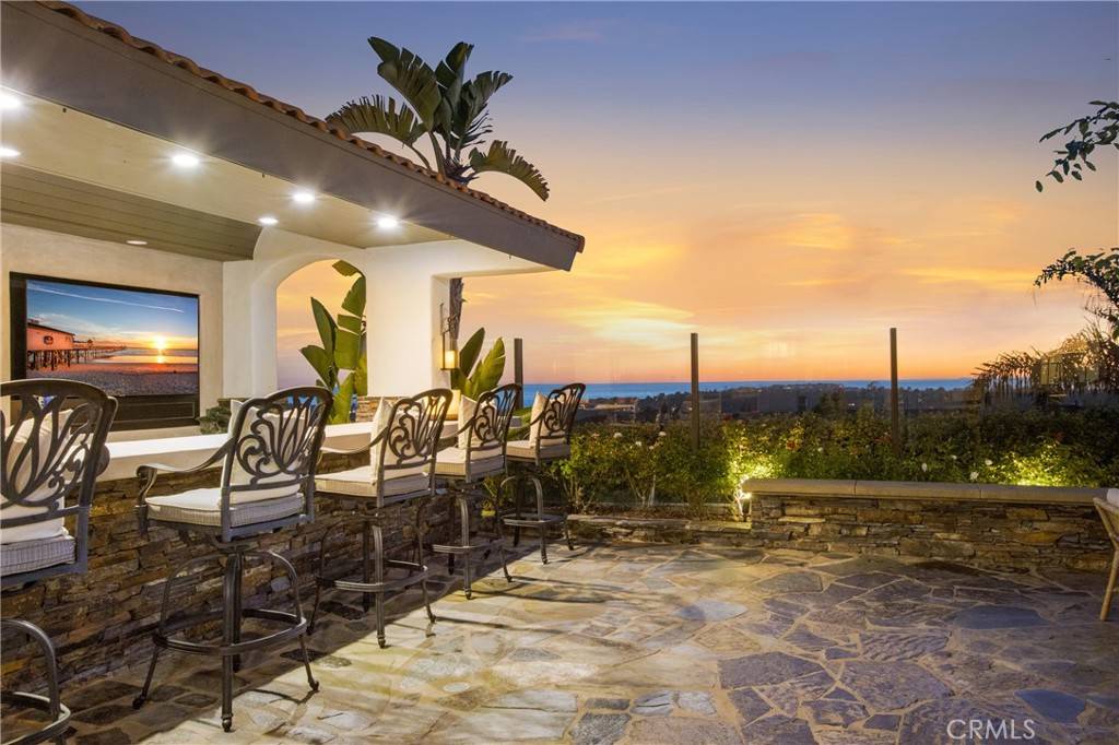 Newport Coast, CA 92657,33 Renata