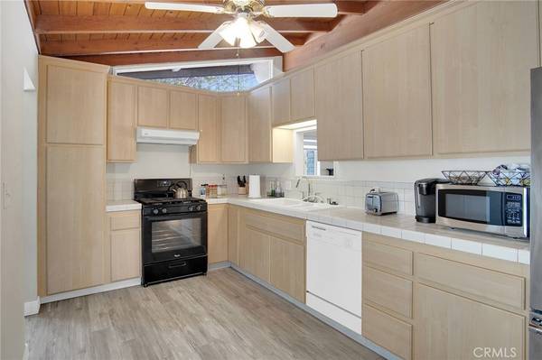 Anaheim, CA 92804,10632 Larry DR