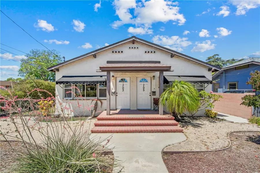 703 E Walnut AVE, Orange, CA 92867