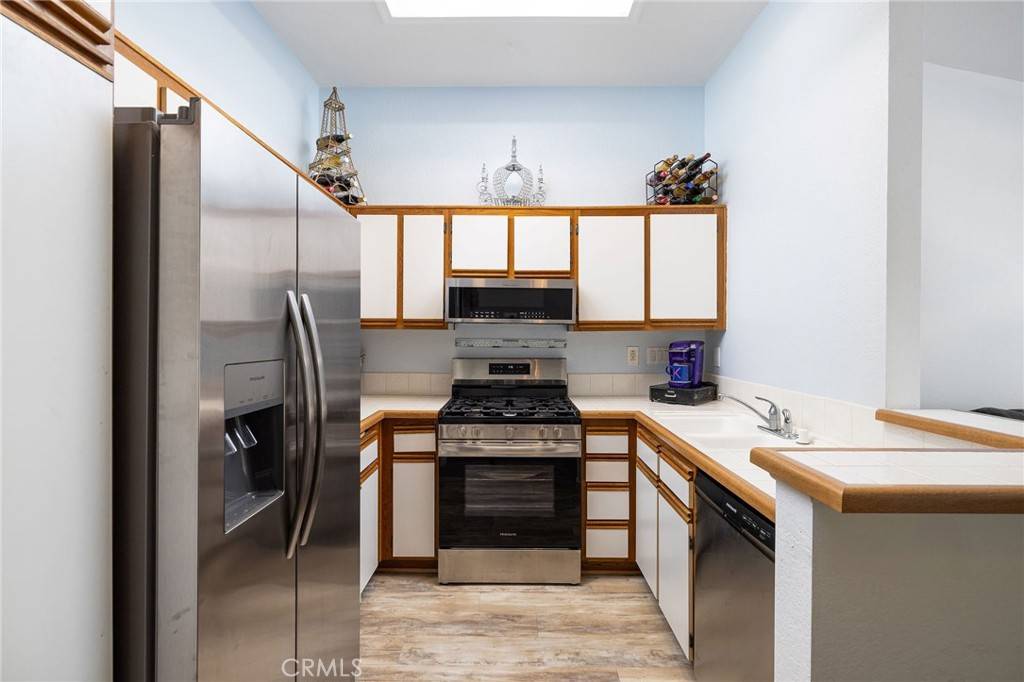 Rancho Santa Margarita, CA 92688,28 Cardinal