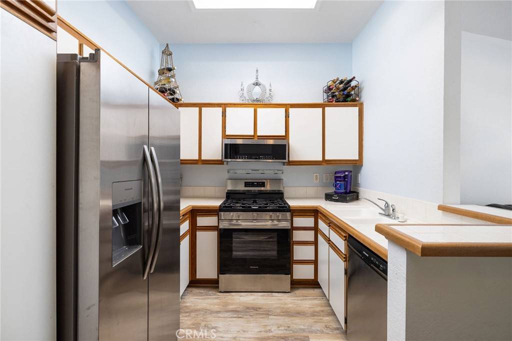 Rancho Santa Margarita, CA 92688,28 Cardinal