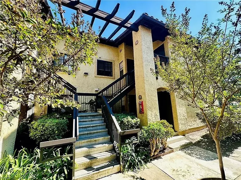 25651 Unit E Indian Hill Ln, Laguna Hills, CA 92653