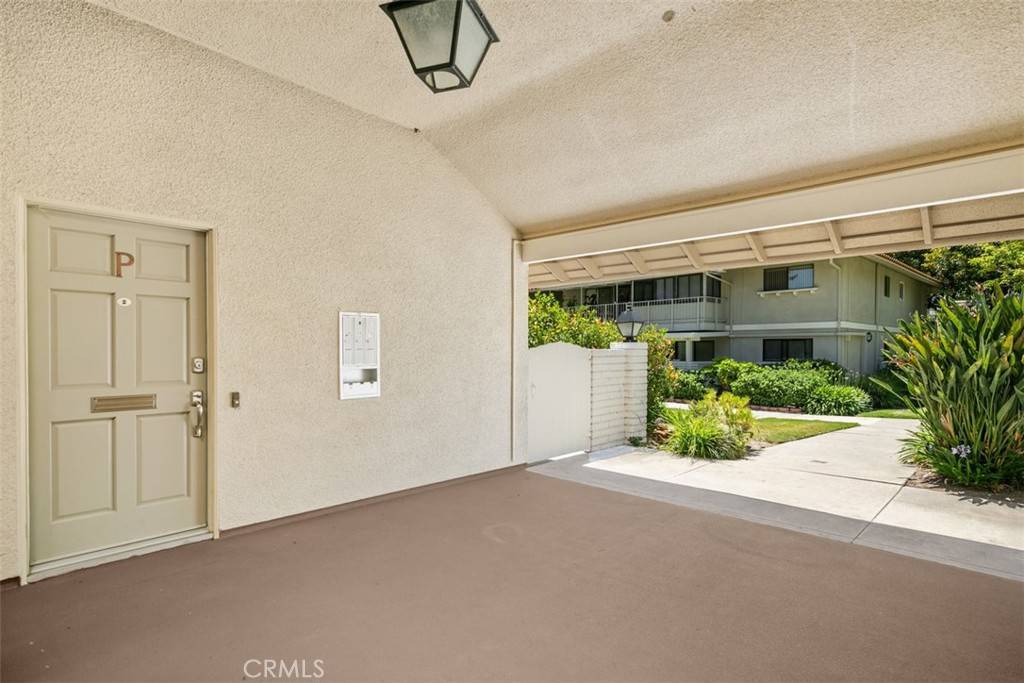 Laguna Woods, CA 92637,933 Avenida Majorca #P