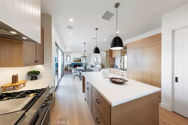 Costa Mesa, CA 92627,1592 Redlands PL