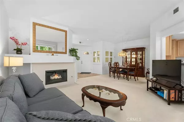2303 Paseo Circulo, Tustin, CA 92782
