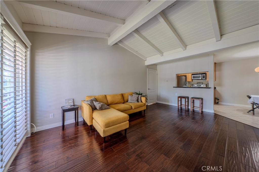 Santa Ana, CA 92701,1345 Cabrillo Park DR #K06