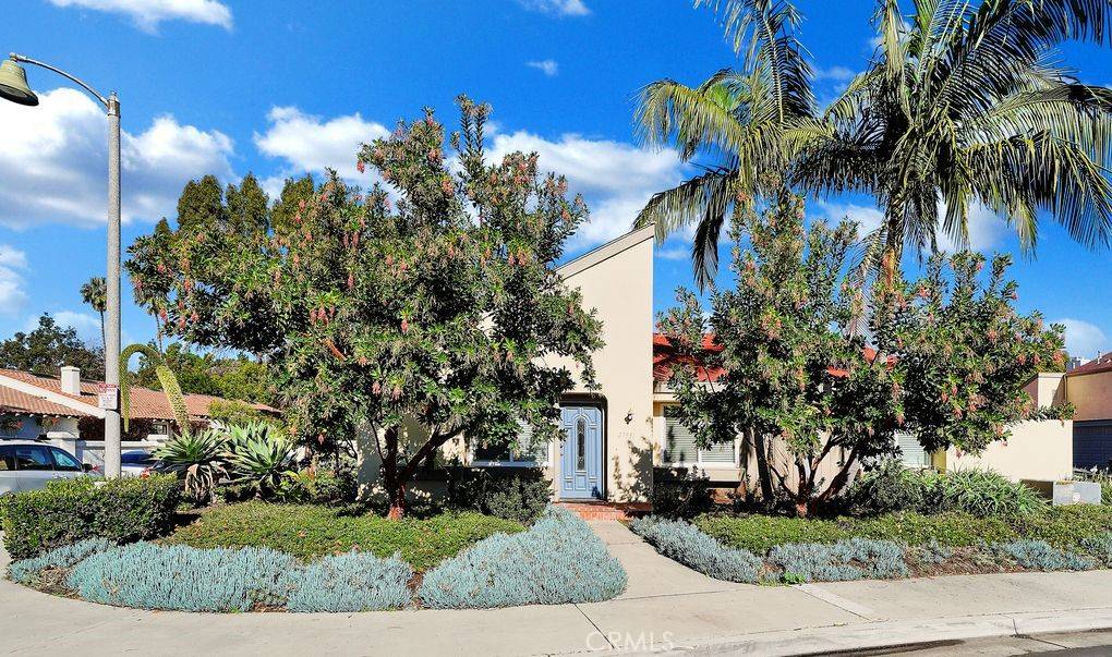 27551 Brookside LN, San Juan Capistrano, CA 92675