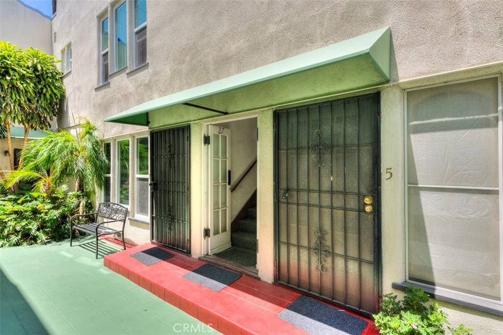 Long Beach, CA 90802,932 E 2nd ST #27