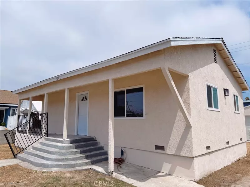 1243 W 98TH ST, Los Angeles, CA 90044