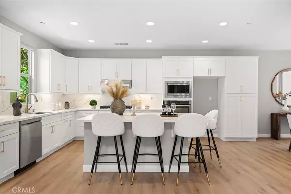 22 Lomada ST, Rancho Mission Viejo, CA 92694