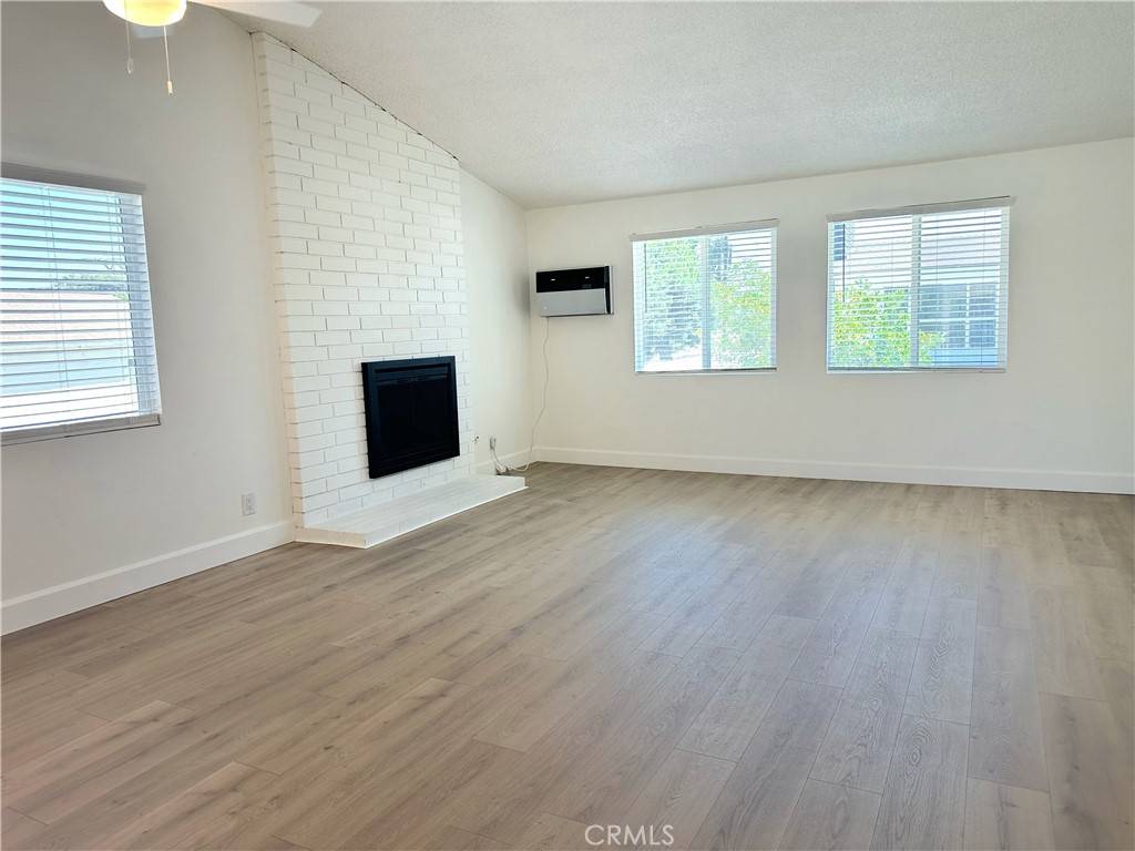 Anaheim, CA 92805,717 W Provential Drive #D