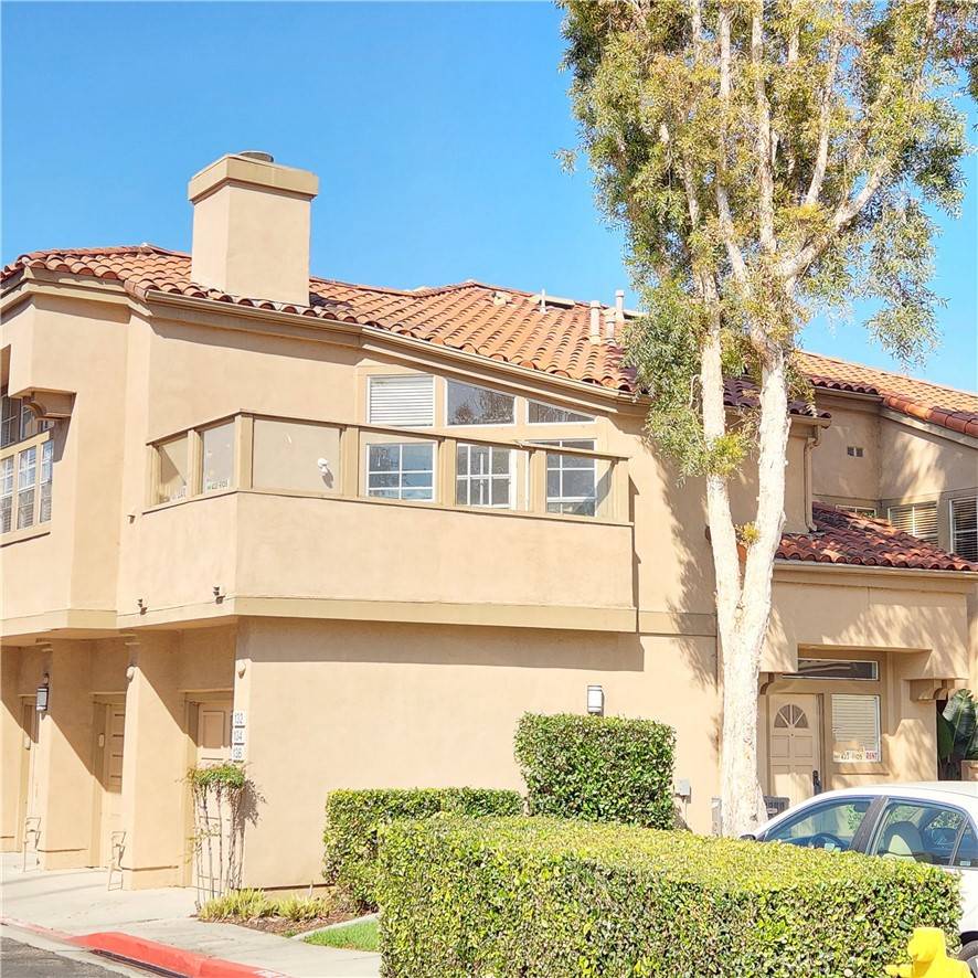 132 Cartier Aisle, Irvine, CA 92620