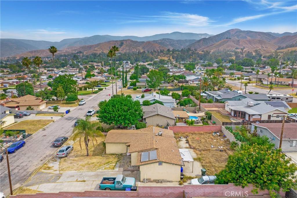 San Bernardino, CA 92404,5509 Bonnie ST