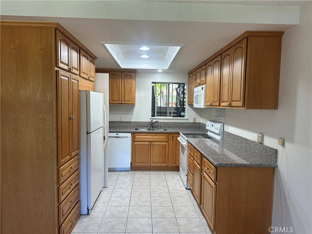Laguna Woods, CA 92637,967 Calle Aragon #B