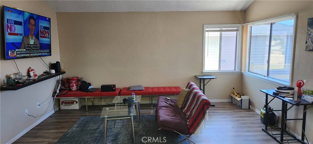 Lake Elsinore, CA 92530,713 Walnut DR #17