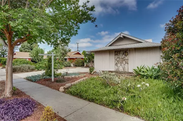 Huntington Beach, CA 92649,5751 Mangrum DR