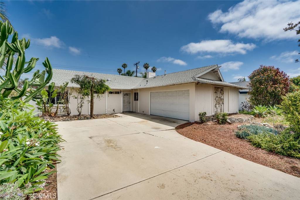 Huntington Beach, CA 92649,5751 Mangrum DR